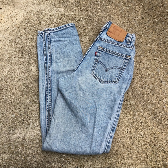 1990s Levi’s 512 light wash denim pants - Picture 5 of 5